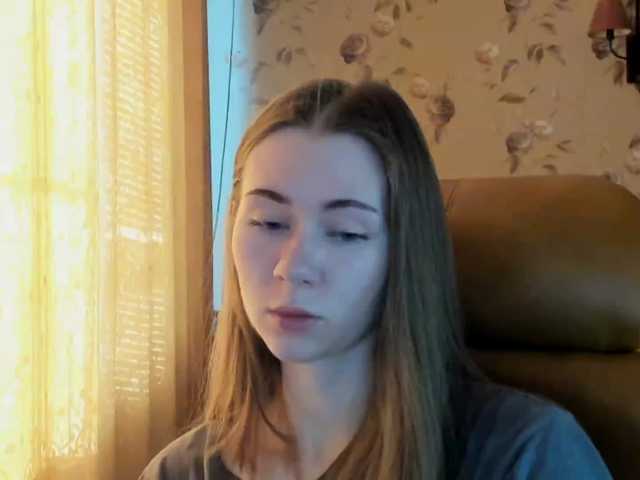 प्रसारण स्क्रीनशॉट MadeleineEvans