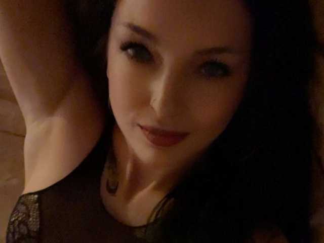 प्रोफ़ाइल की तस्वीर MadisonMonroe1111