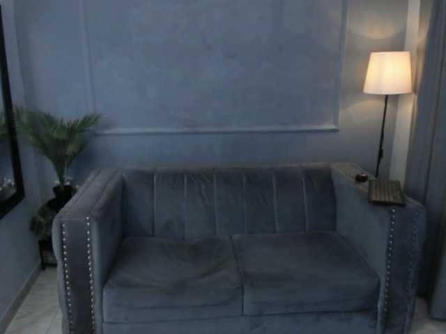 प्रसारण स्क्रीनशॉट Madyscarlett