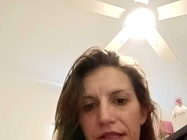 प्रसारण स्क्रीनशॉट MaeLovelyOne