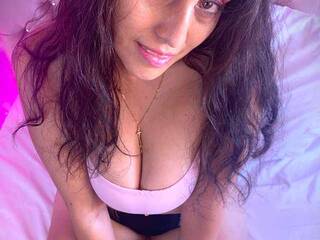 कामुक वीडियो चैट MaeMoore