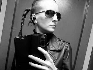 कामुक वीडियो चैट Magretta_Dering