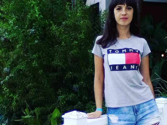 प्रोफ़ाइल की तस्वीर Mak334