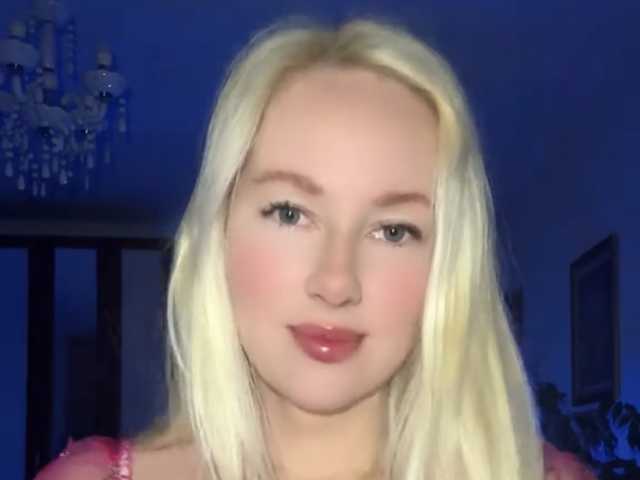 प्रोफ़ाइल की तस्वीर Miss_blondy