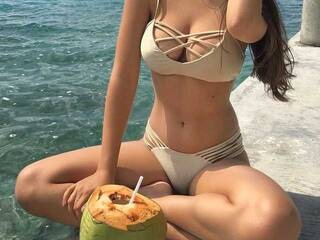 कामुक वीडियो चैट Malusharrr