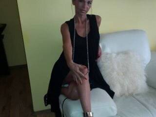 कामुक वीडियो चैट maona