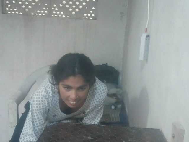 प्रसारण स्क्रीनशॉट Maria-Khan-Hot-Room
