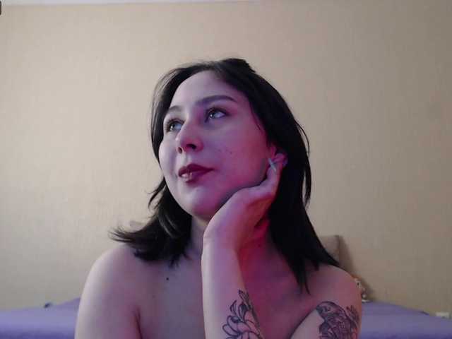 प्रसारण स्क्रीनशॉट MariaWilson