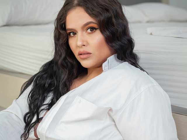 प्रोफ़ाइल की तस्वीर MartinaCooper