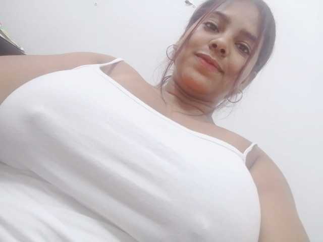 प्रोफ़ाइल की तस्वीर Martinaeliana01