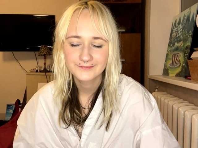 प्रसारण स्क्रीनशॉट MaryjaneMacdougal