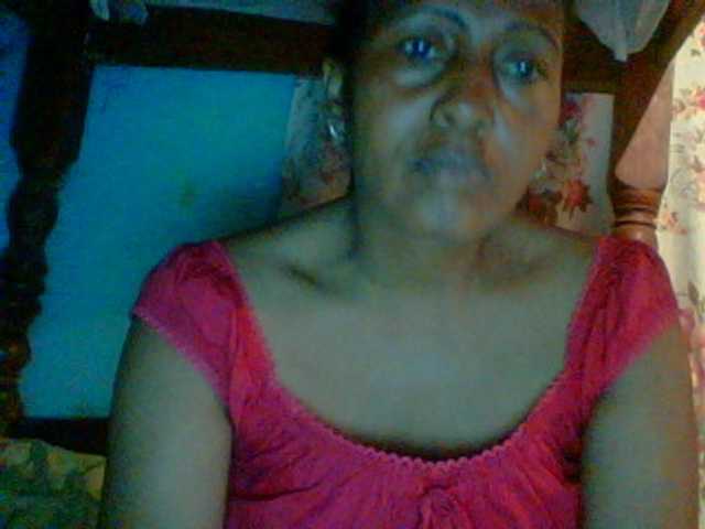 प्रसारण स्क्रीनशॉट maturewoman