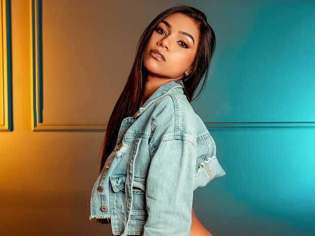 प्रोफ़ाइल की तस्वीर MauraGray