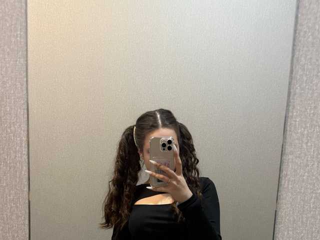 प्रोफ़ाइल की तस्वीर mazedemona