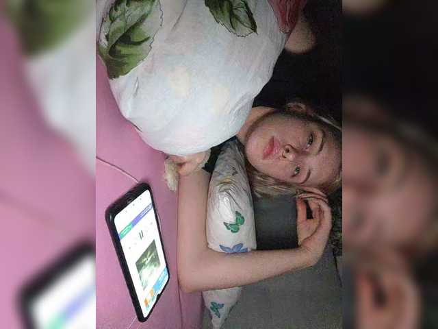 प्रसारण स्क्रीनशॉट xoxoxo_adelin