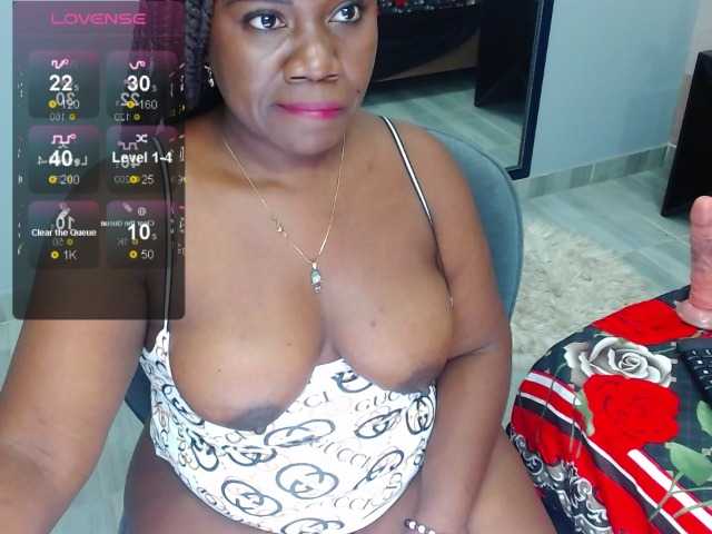 तस्वीरें megan-lovitz Today I'm your devil and I want us to sin together my love, come and I will please you #ebony #bigass #anal #lush #latina #doublepenetration @total ,SQUIRT