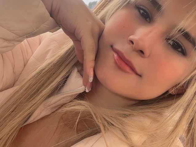 प्रोफ़ाइल की तस्वीर megansexy01