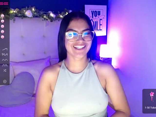 तस्वीरें MelaniCollins HAPPY NEW YEAR! ARE U READY FOR OUR FUN? LET'S HAVE A LITTLE FUN♥ PVT AND LUSH ON AT GOAL: FUCK MY PUSSY♥@remain