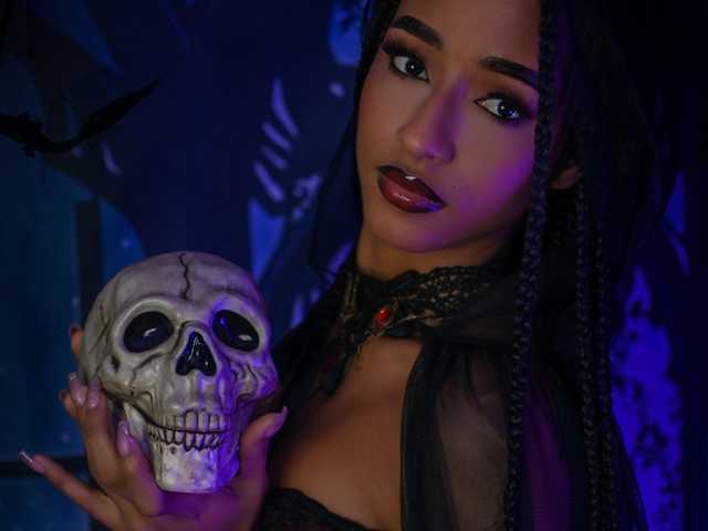 प्रोफ़ाइल की तस्वीर Melany-8