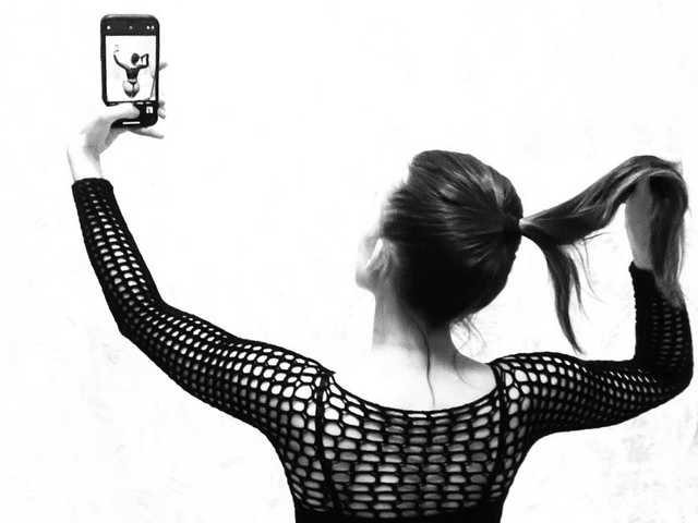 प्रोफ़ाइल की तस्वीर MELLODI