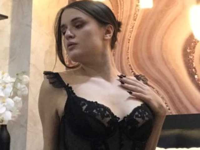 प्रोफ़ाइल की तस्वीर MelodyGreen