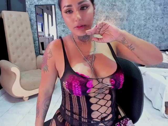 तस्वीरें Meredith-rave My pussy wants eat that cock /1@PussyRide 2@AnalBead show // pvt on// personalize your videos// #sexy #bigboobs #bigass #latina #milf #squirt #lovense #colombia