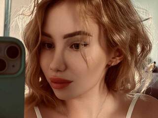 कामुक वीडियो चैट MerriiiRosalee