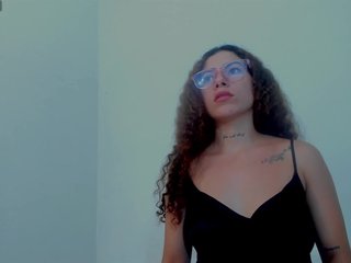 कामुक वीडियो चैट miaapons