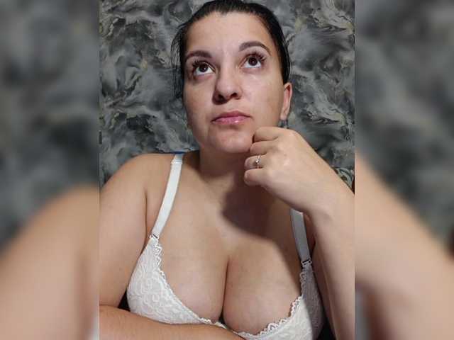 प्रसारण स्क्रीनशॉट MIALovexXx