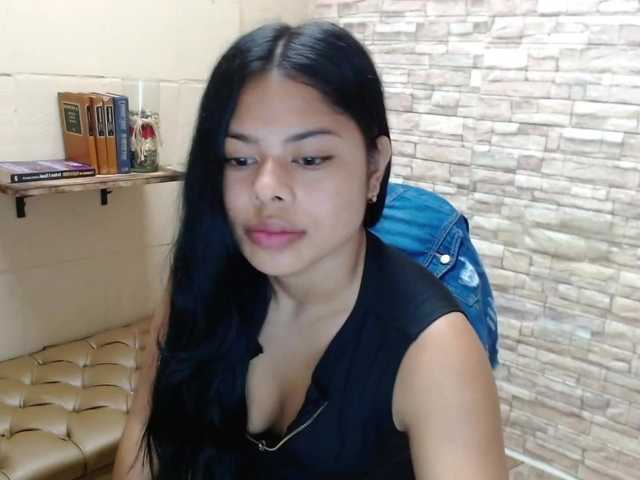 प्रसारण स्क्रीनशॉट MiaOrtiz