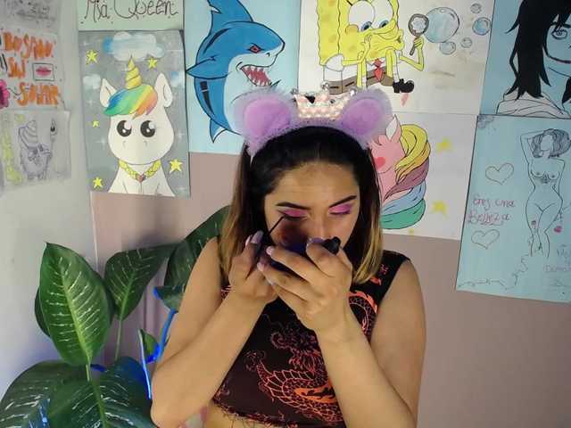 प्रसारण स्क्रीनशॉट MiaQueen