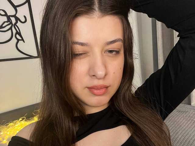 प्रोफ़ाइल की तस्वीर MiaShandry