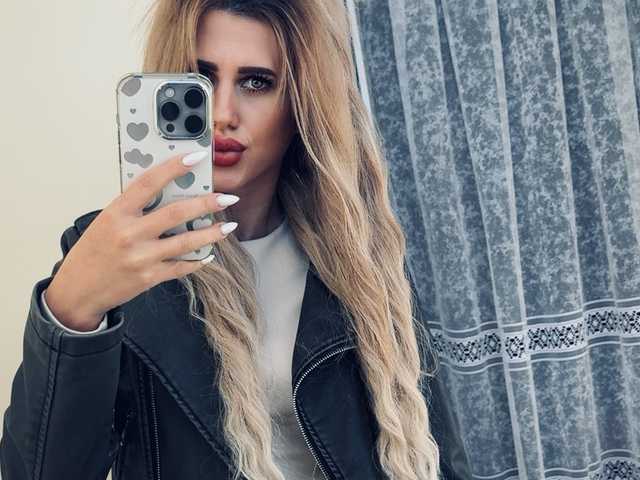 प्रोफ़ाइल की तस्वीर Daria_Desire