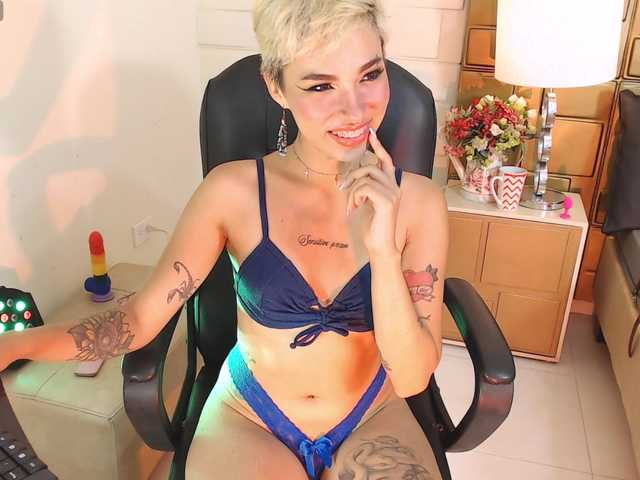 तस्वीरें MichelleLarso I love to make a guy cum multiple times! Roleplay, JOI, Dirty erotic talk, toy play, femdom..le'ts explore your fantasies together! ❤️ : #cum #smalltits #squirt #love