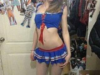 कामुक वीडियो चैट mickaela