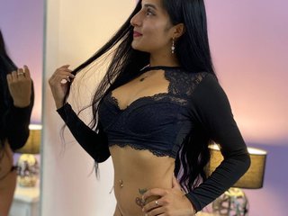 कामुक वीडियो चैट MiiaCastillo