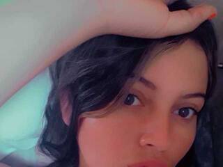 कामुक वीडियो चैट MileyMoon