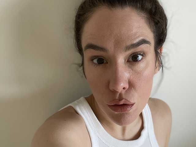 प्रोफ़ाइल की तस्वीर MilkHoneyLullabies