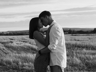 कामुक वीडियो चैट milkycouple