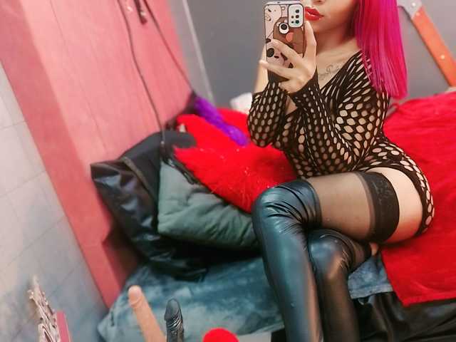 प्रोफ़ाइल की तस्वीर MilyGrey-08