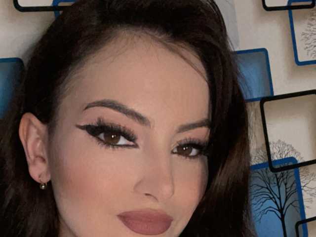 प्रोफ़ाइल की तस्वीर MinaAngel