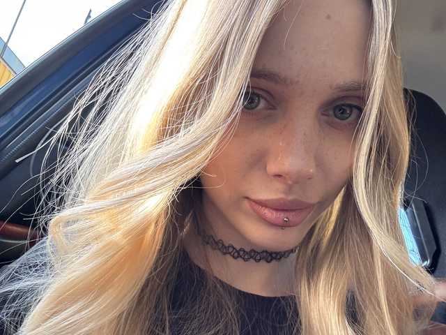 प्रोफ़ाइल की तस्वीर Tina_ne_malina