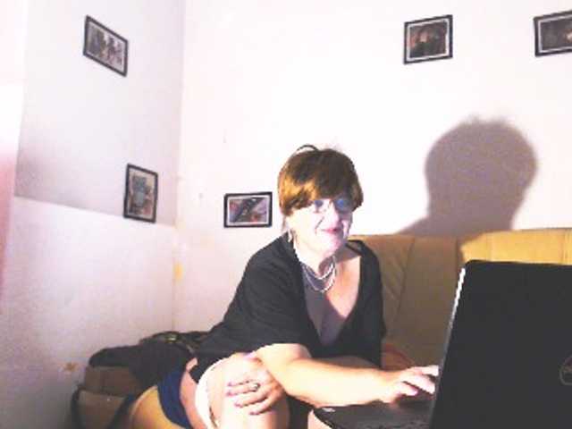 प्रोफ़ाइल की तस्वीर MioritaHard