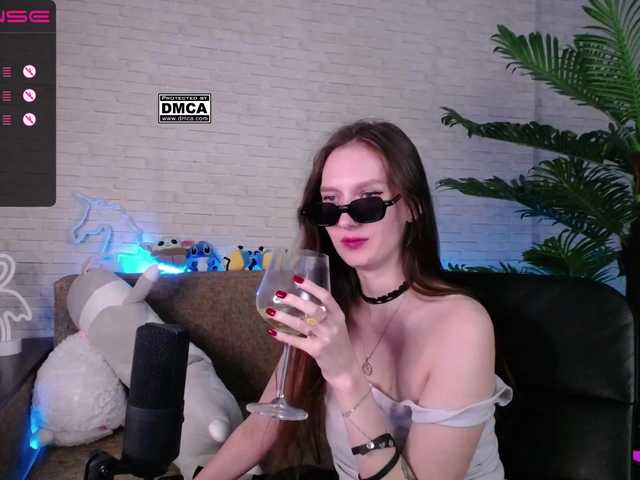 प्रसारण स्क्रीनशॉट RumGirl