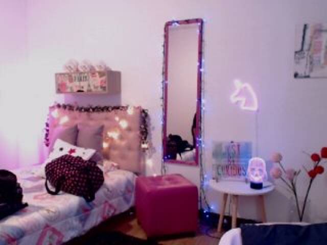 प्रसारण स्क्रीनशॉट Miss-Bonnie