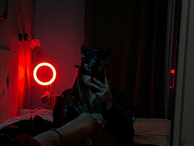 प्रोफ़ाइल की तस्वीर Missa-dark