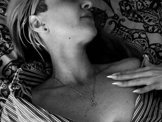 कामुक वीडियो चैट MissLizel