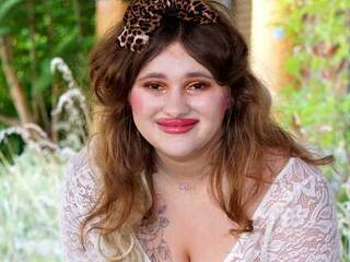 कामुक वीडियो चैट MissZuleea