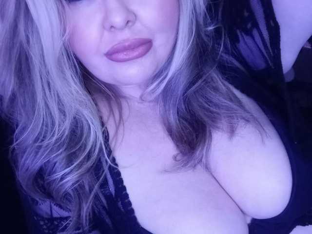 प्रोफ़ाइल की तस्वीर Mistresslexi-xxx