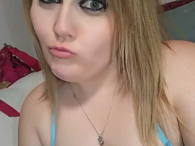 प्रोफ़ाइल की तस्वीर MistressMae87
